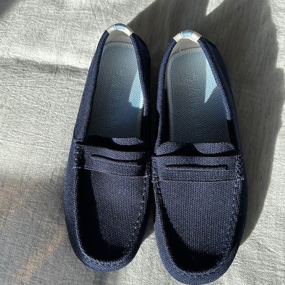 Rothy's Shoes - Navy Women’s Rothy Driver W7